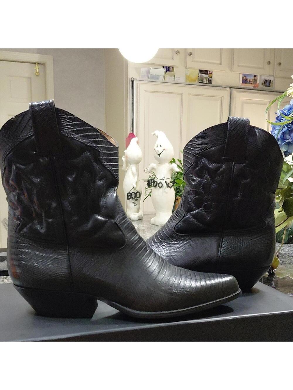 "Nine West" Vesta Style, 7.5, Black Leather Textured Low Heeled Booties,Flawless